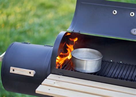 Smoker Grill Accessories .